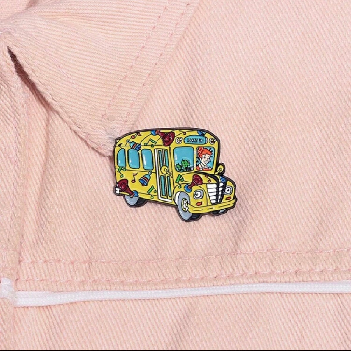Magic School Bus Pin 🚌